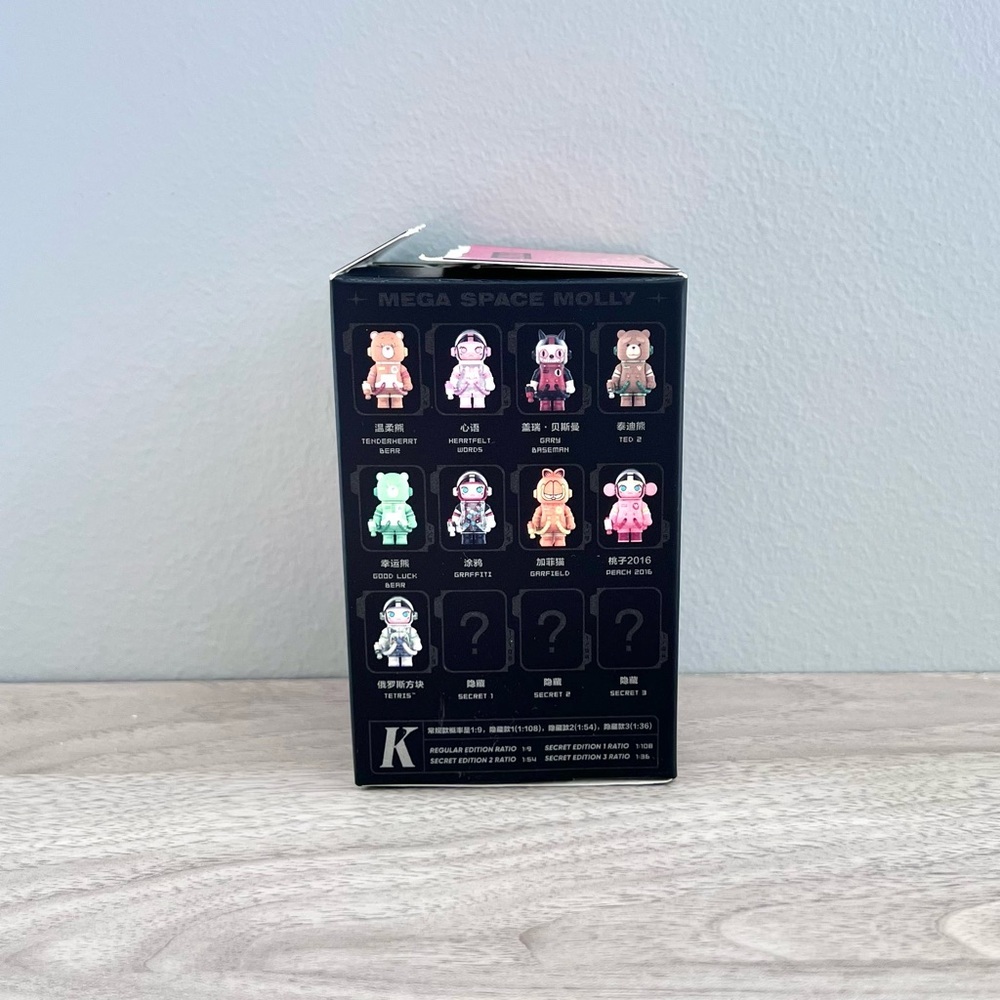 *UNAVAILABLE*Pop Mart Mega Space Molly Series 3 Figure - 2016 Peach